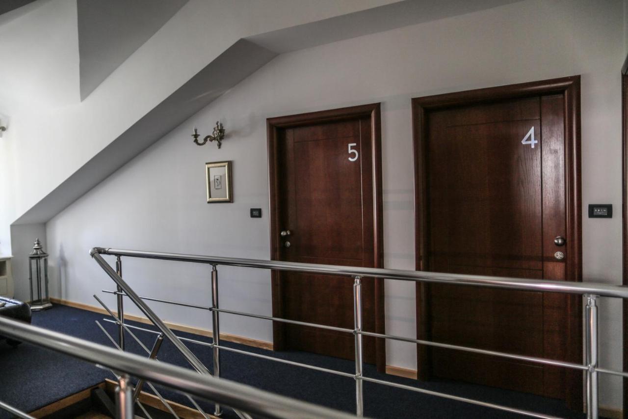 Garni Hotel Atrium Nikšić Eksteriør bilde